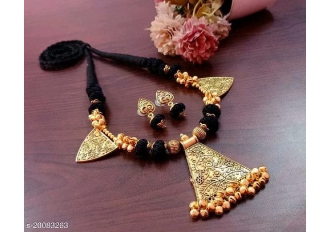 Silk thread Pendent Necklace and Earing 10