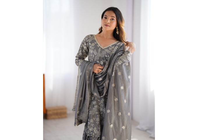LFH LG DN 1923 FANCY FAUX GEORGETTE WITH SEQUENCE EMBROIDERED AND ORIGINAL MOTTI HANDMADE WORK TOP AND PENT WITH DUPATTA GREY