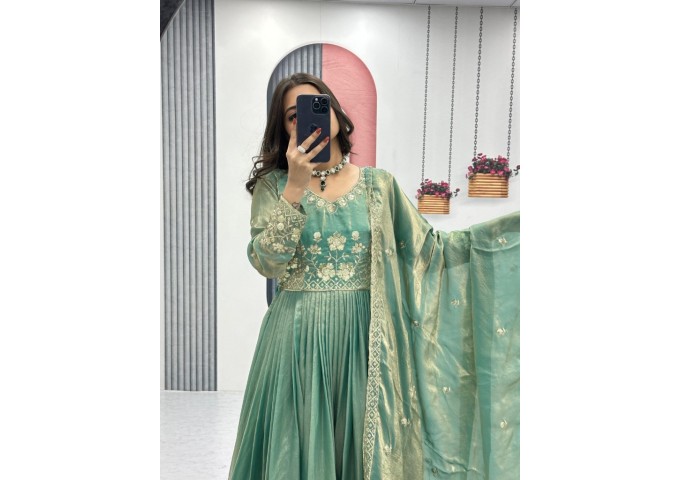 LFH TP DN 239 Fendi Heavy Embroidery Thread & Sequence Work Green