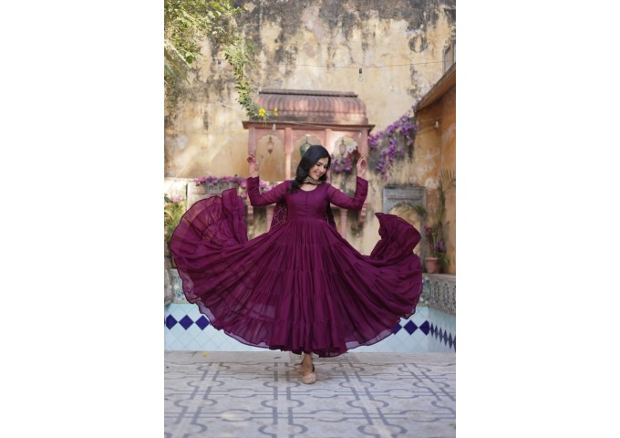 WOMEN'S FULLY FLAIR GOWN MADE WITH STAR GEORGETTE FABRICS WITH DUPATTA MAROON