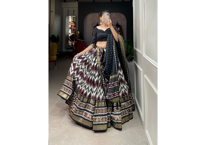 Trendy Vaishali Silk Chaniya Choli Black