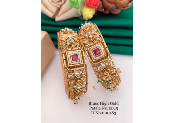 Gorgeous Bridal Antique Gold Plated Patla 21