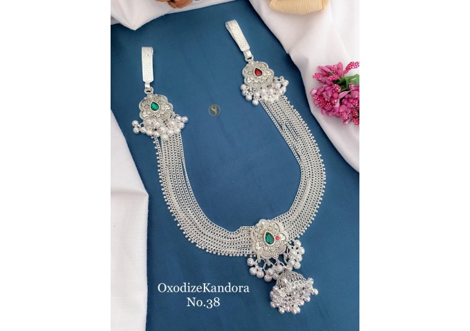 Festive Hues Faux Pearls Adorned Mirrored Brass Oxidised Silver Plated Jewellery Set 11